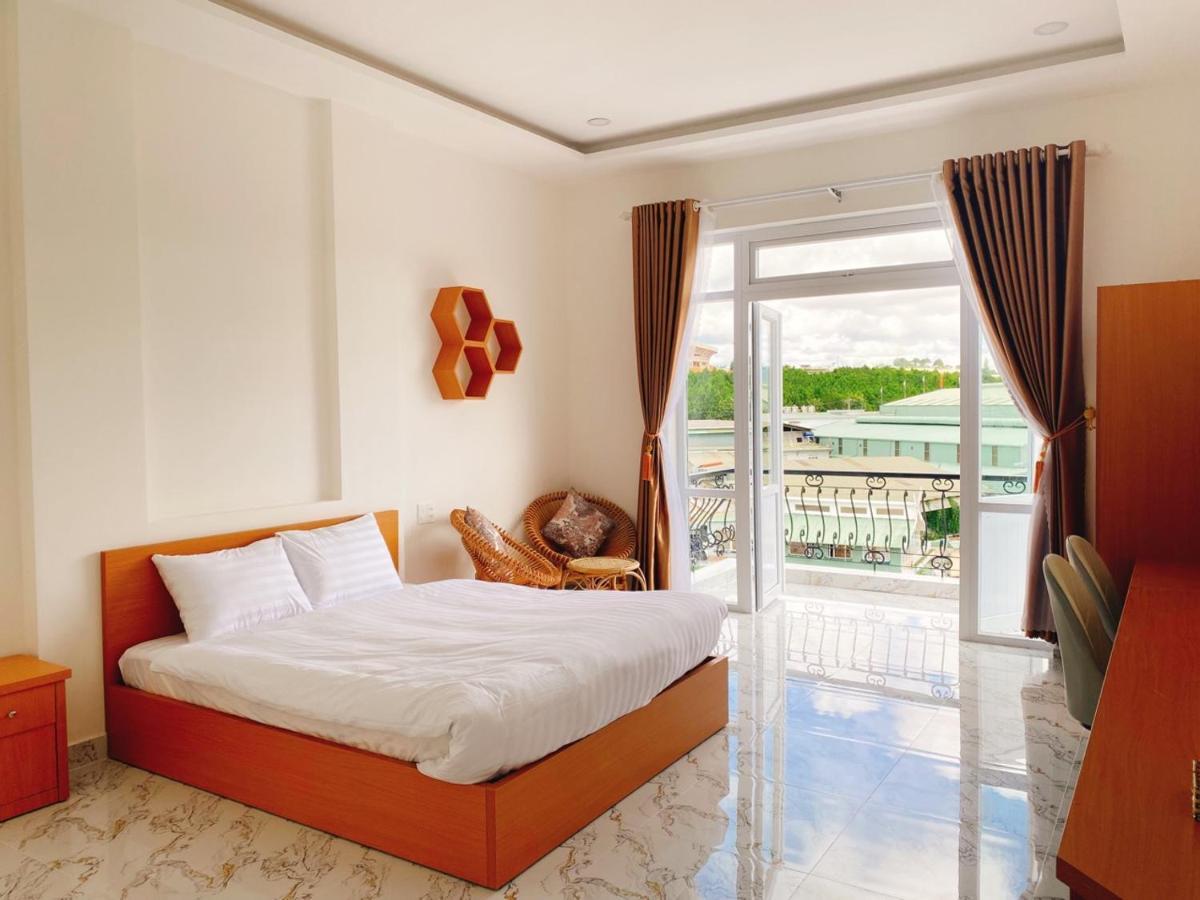 Van Minh-G Hotel Далат Экстерьер фото