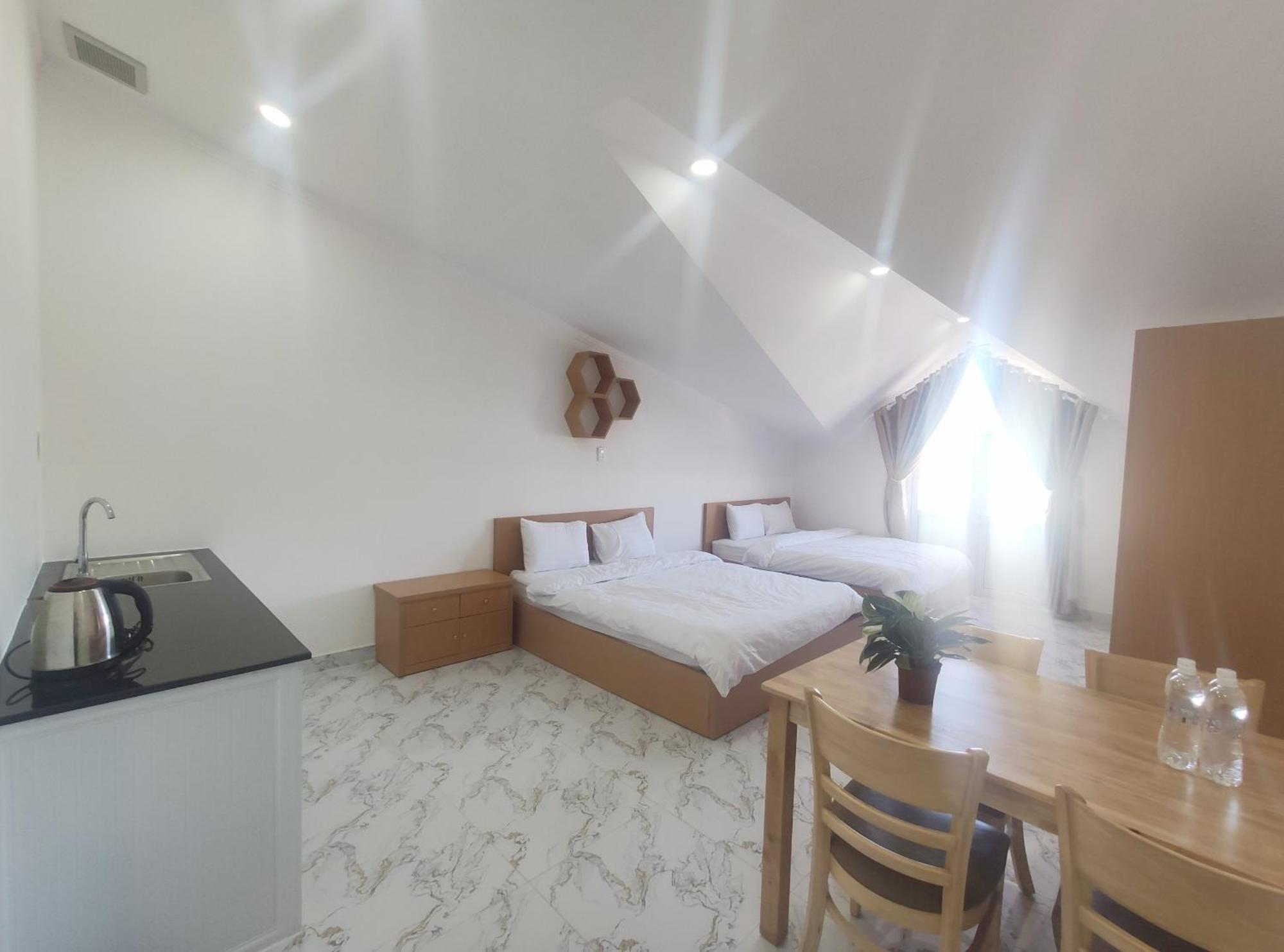 Van Minh-G Hotel Далат Экстерьер фото